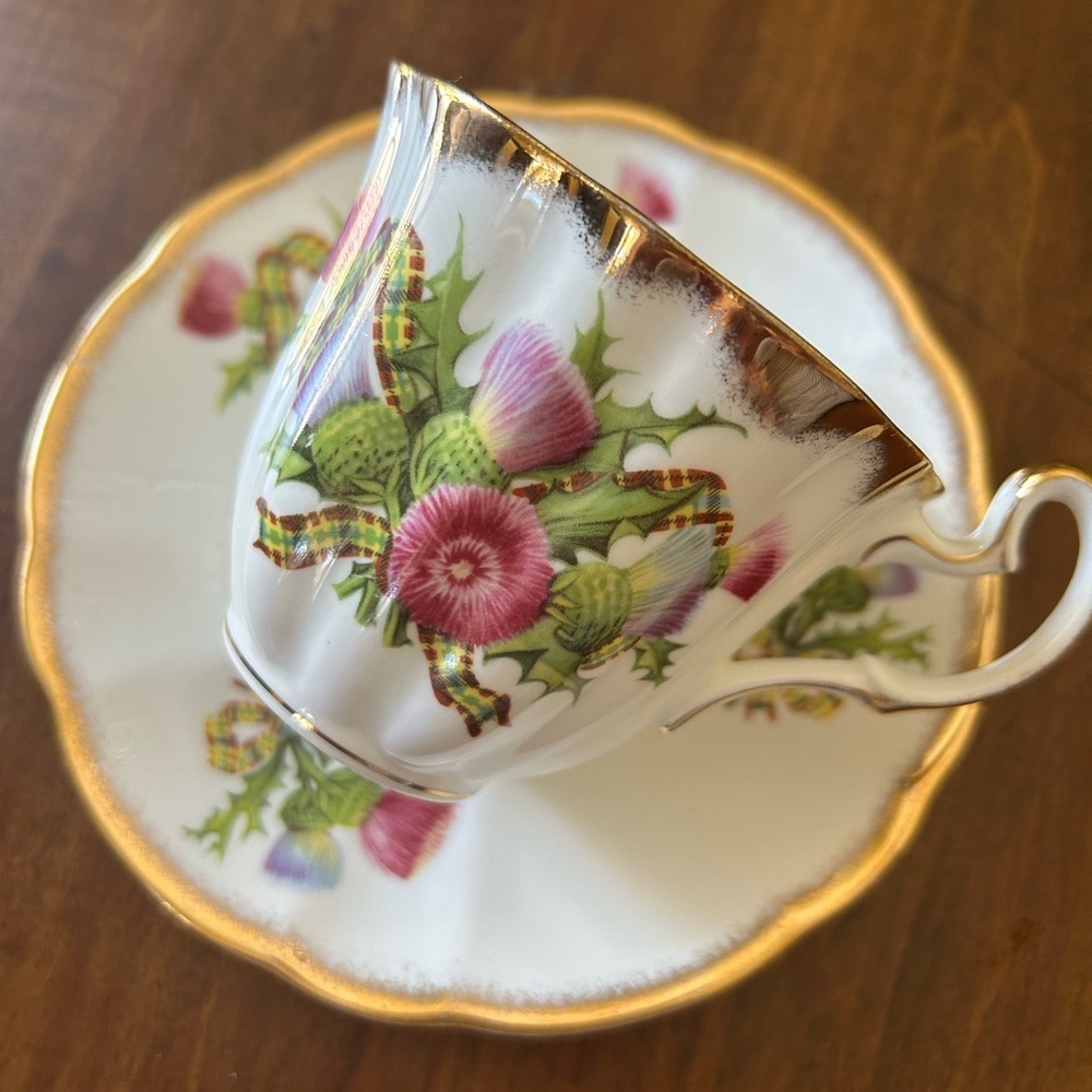 Teacup & Saucer